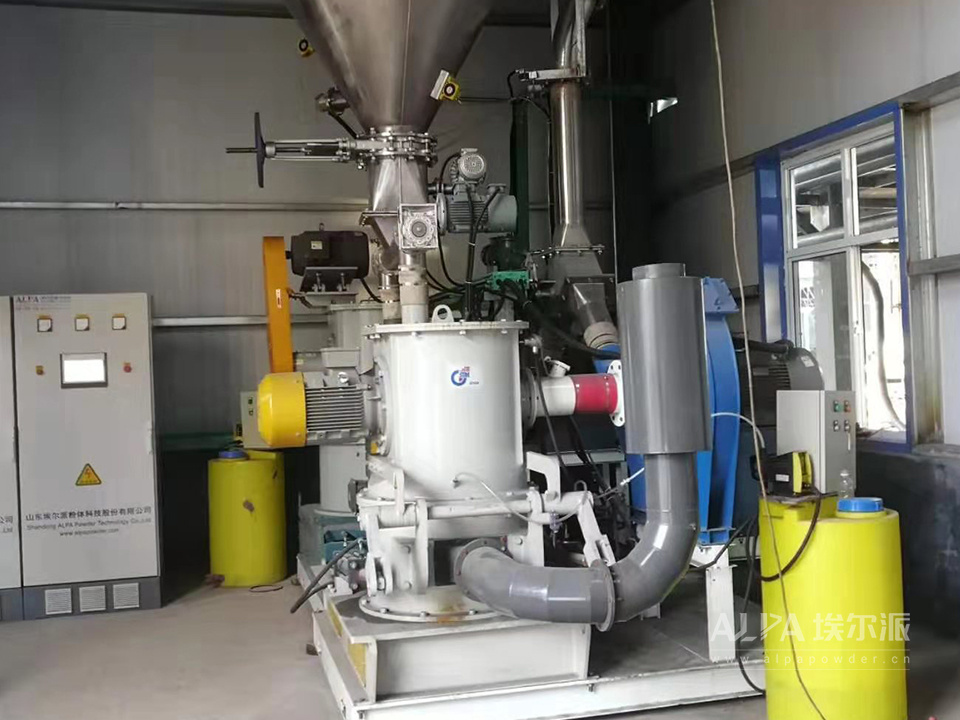 TSM<a href=http://www.jkbxjx.cn/chanpin/144.html target=_blank class=infotextkey><a href=http://www.jkbxjx.cn/chanpin/145.html target=_blank class=infotextkey>小蘇打</a></a>粉碎機設(shè)備實例圖